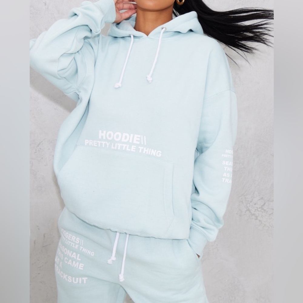 Pretty Little Thing Light Blue Oversized Sweatsuit